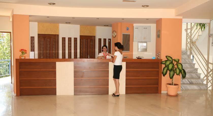 Stella-Katrin Hotel Platanész Kültér fotó