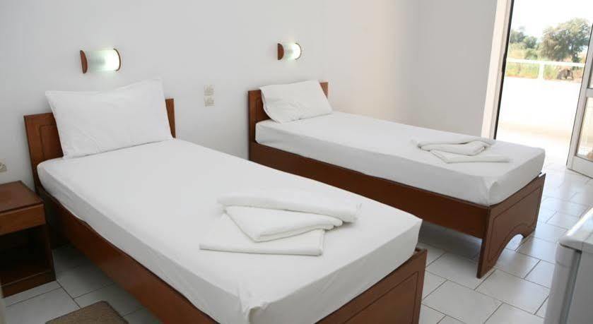Stella-Katrin Hotel Platanész Kültér fotó
