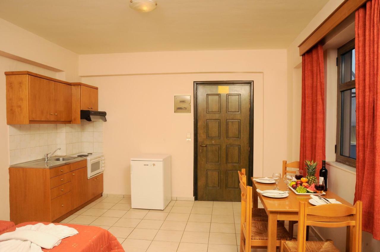 Stella-Katrin Hotel Platanész Kültér fotó